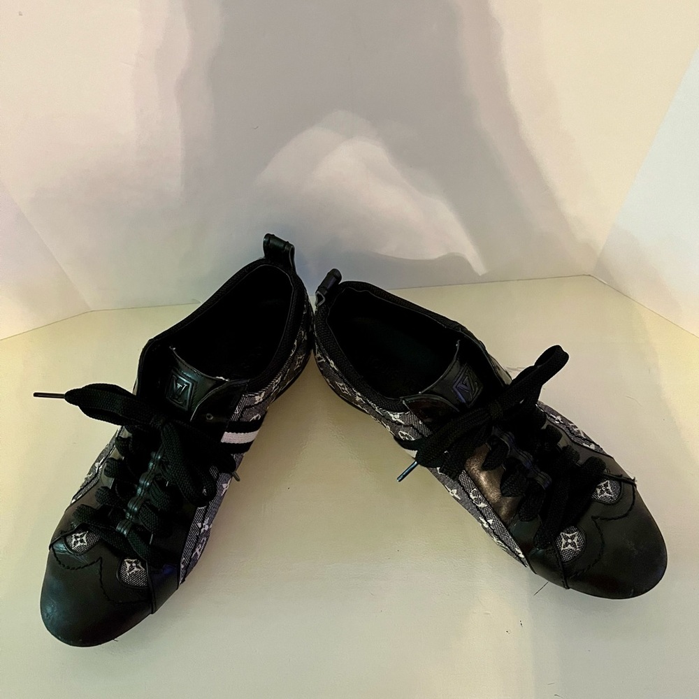 Louis Vuitton Black and Gray Women's Sneakers - Picture 5 of 15